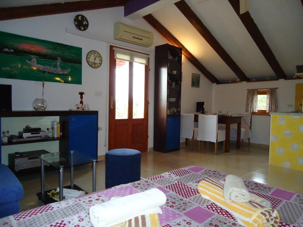 רוביני Studio Apartment Nera חדר תמונה
