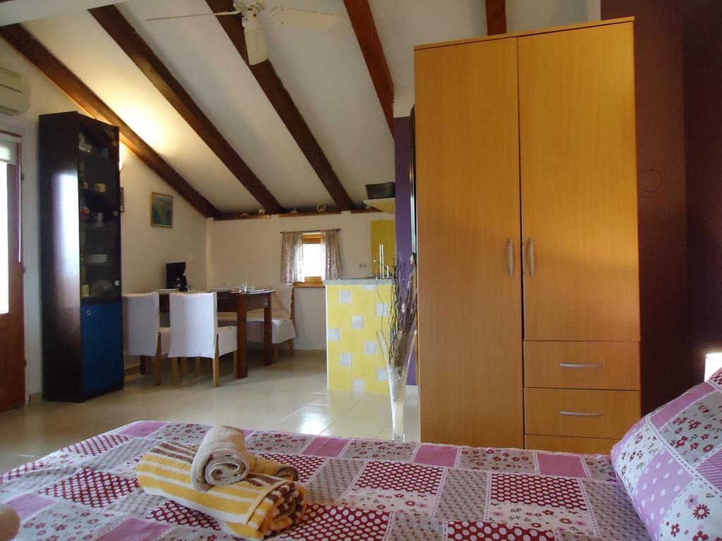 רוביני Studio Apartment Nera חדר תמונה